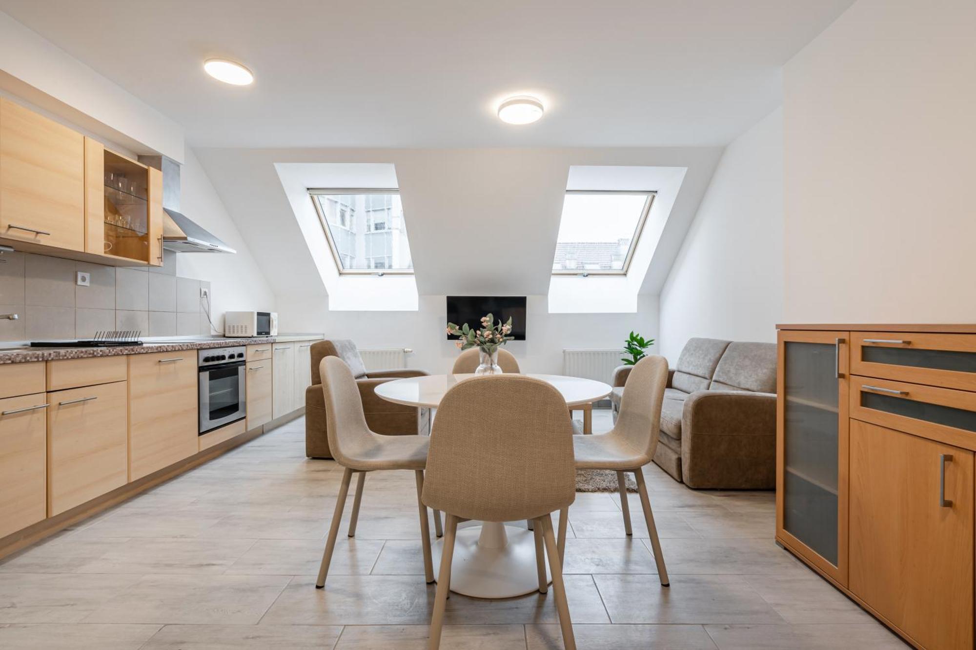 D16 - Gozsdu Garden Residence - Best Location By Bqa Boedapest Buitenkant foto